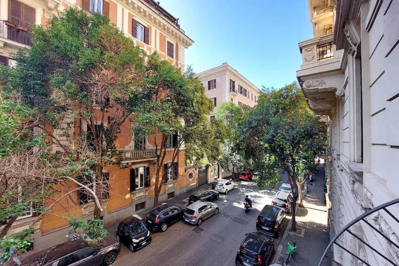 Appartamento "Corso - Cuore Di Roma" By Flatinローマ エクステリア 写真